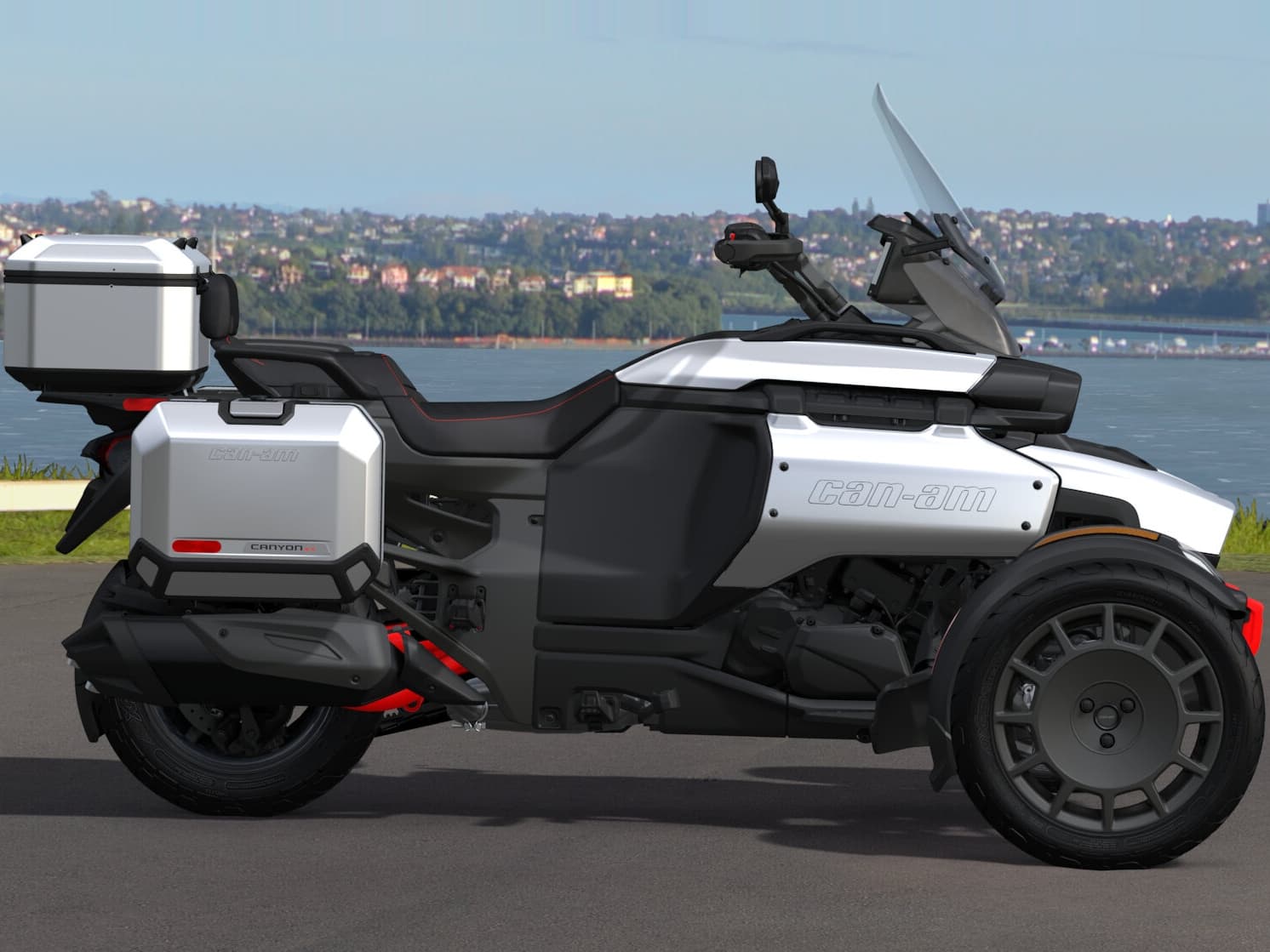 Can-Am Canyon XT 2026 — Sterling Silver Satin — Вид сбоку