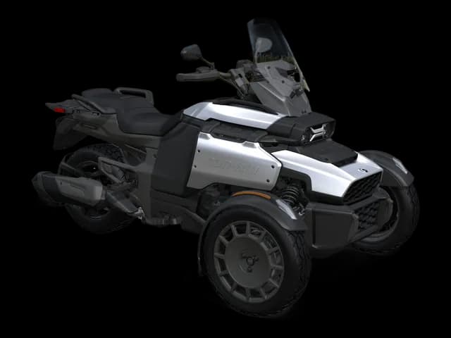 Can-Am Canyon 2026 — Sterling Silver Satin — Спереди справа