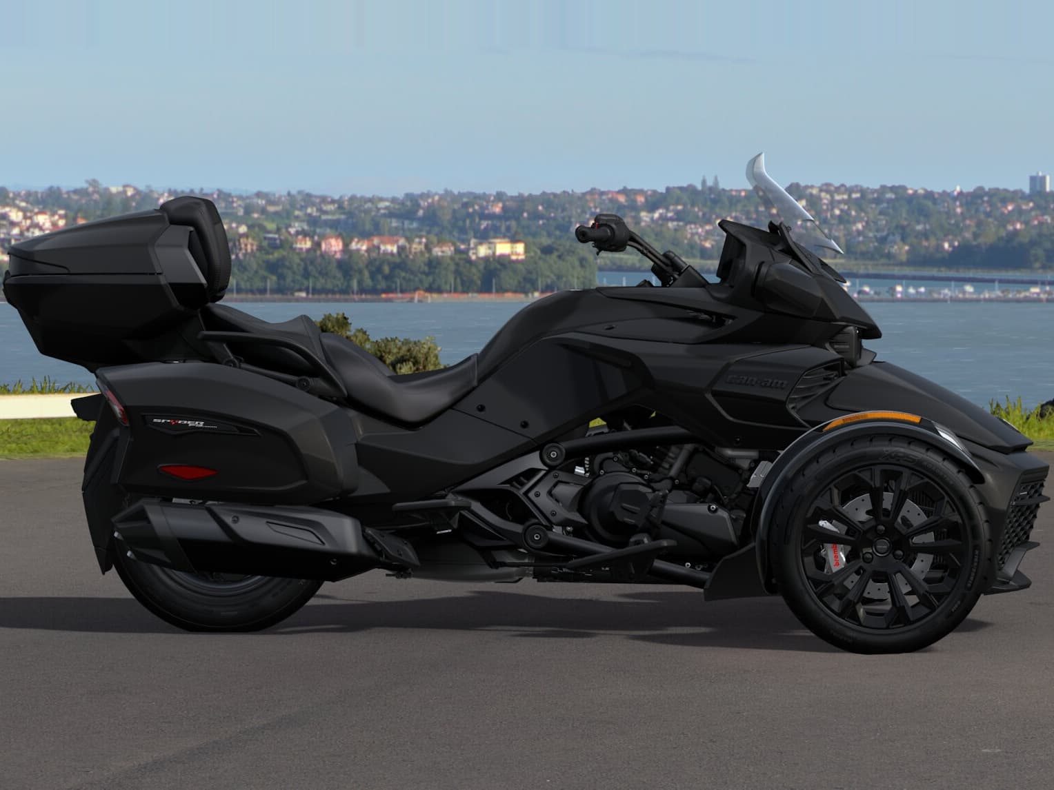 Can-Am Spyder F3 Limited 2026 — Monolith Black Satin — Вид сбоку