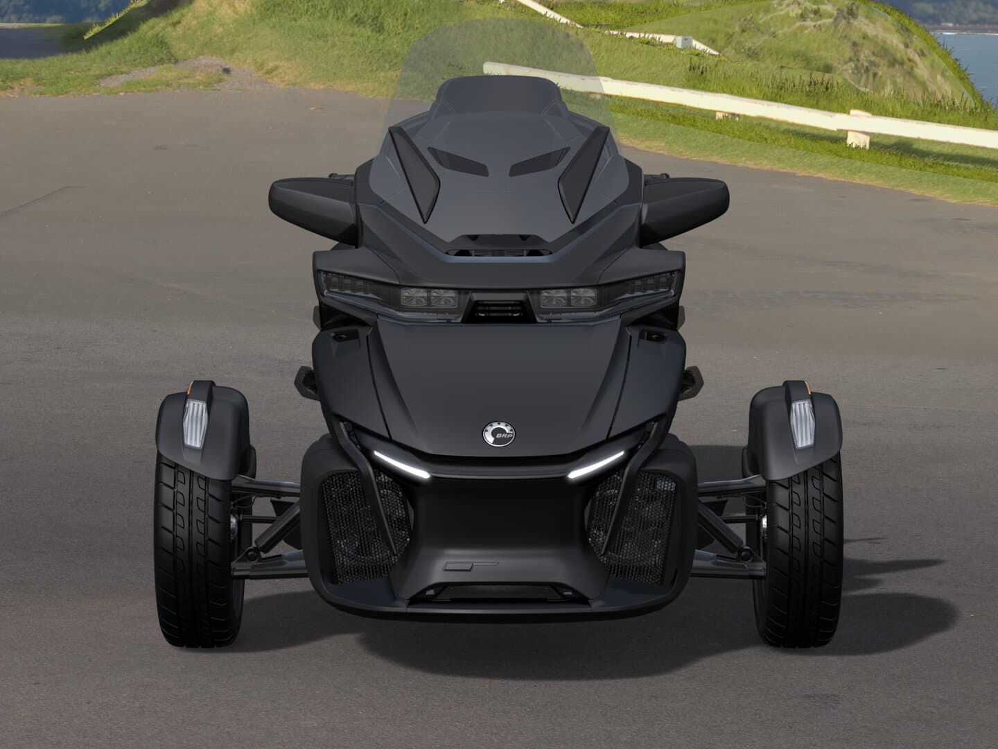 Can-Am Spyder RT Limited 2026 — Carbon Black — Вид спереди