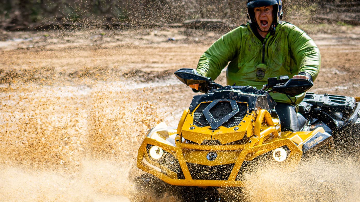 Can-Am Outlander X mr в грязи, модельный год 2021.