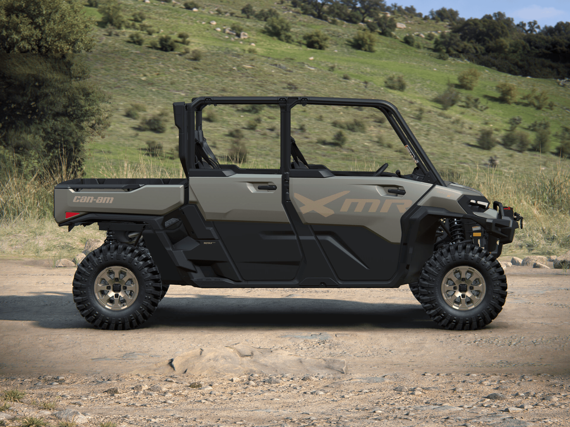 Can-Am Defender MAX X mr with half-doors 2027, Loft Green Satin, 0008PVA00 — Справа