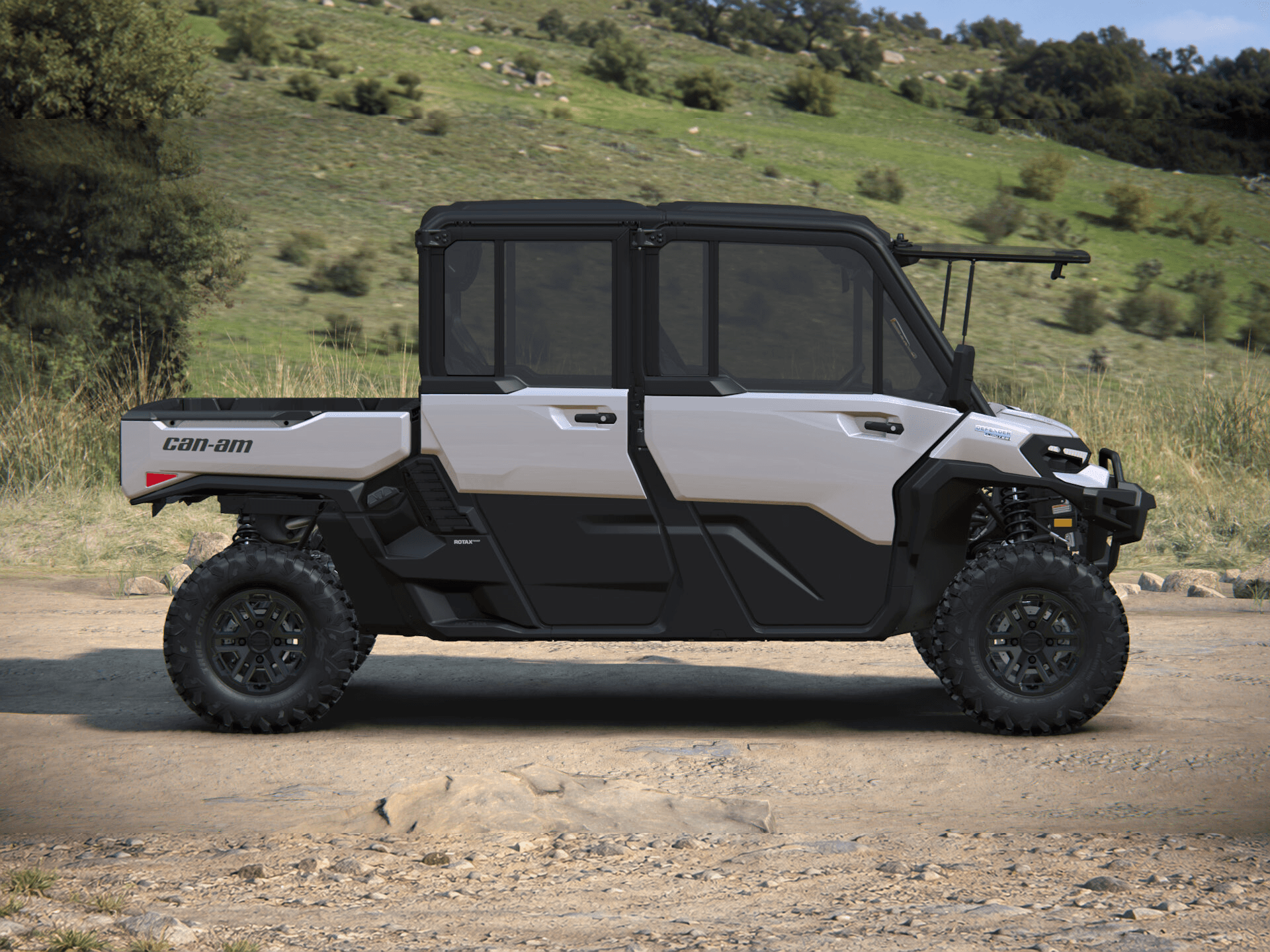 Can-Am Defender MAX Limited 2027, Hybrid White, 0006MVH00 — Справа