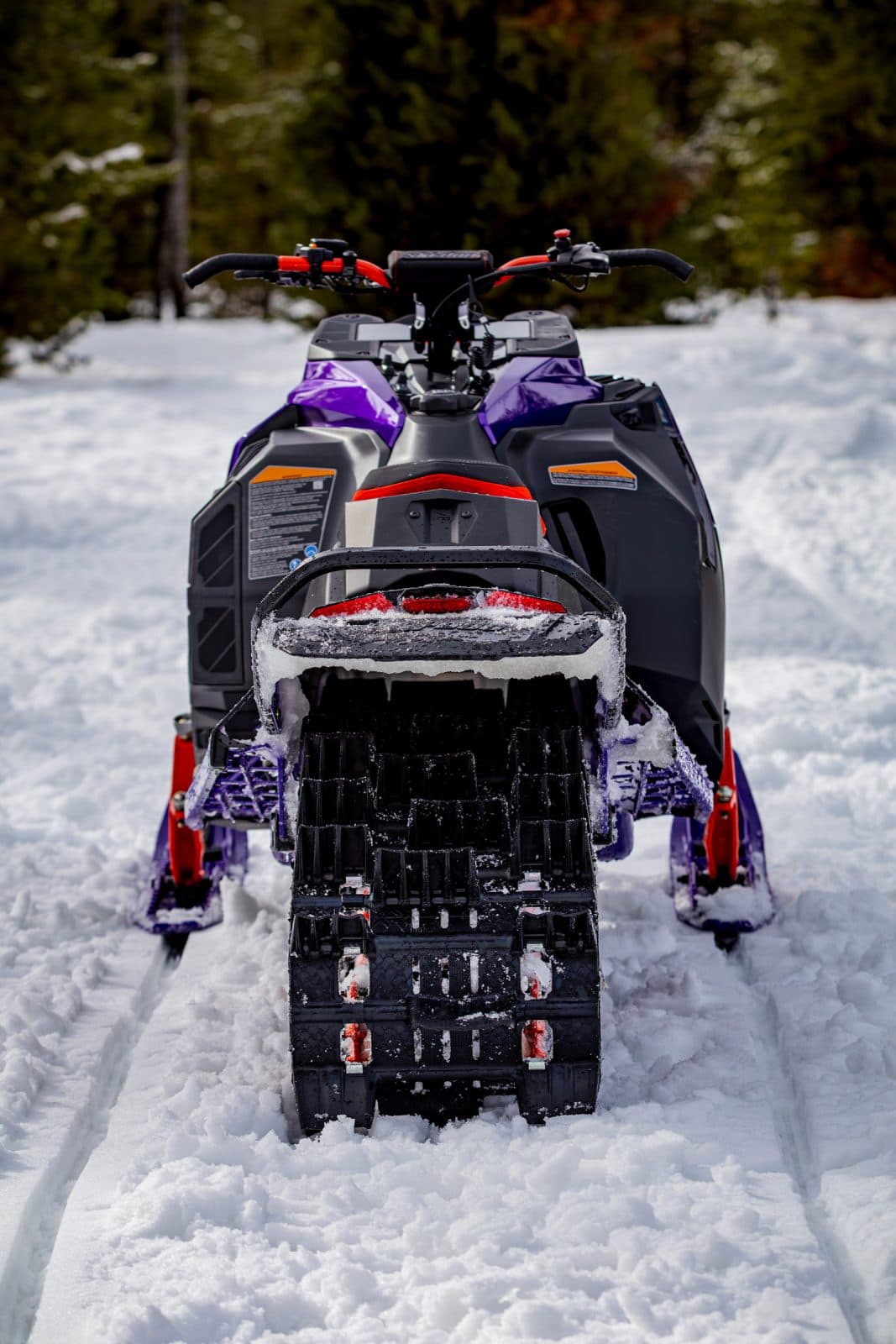 Гусеница PowderMax X-Light и туннель Ski-Doo Freeride 2027